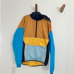 Cotopaxi Teca half zip pullover windbreaker